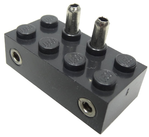 LEGO bb0097 Electric, Train 4.5V On/Off Switch Brick 2 x 4 - Main Product Image