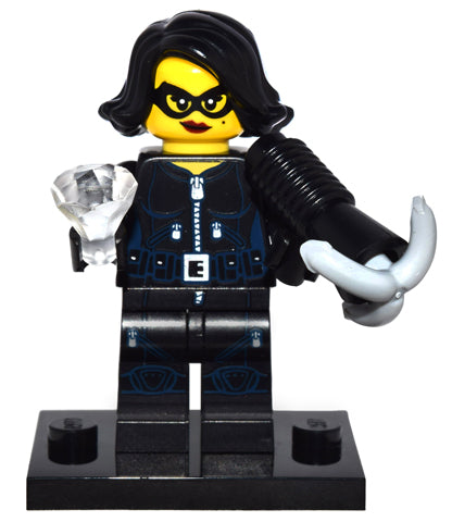 LEGO Collectible Minifigures col15-15 - col15 Jewel Thief, Series 15 (Complete Set with Stand and Accessories) - Authentic LEGO Set Main Image