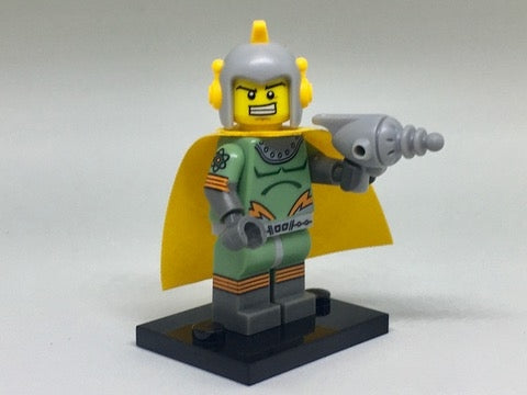 LEGO Collectible Minifigures col17-11 - col17 Retro Space Hero, Series 17 (Complete Set with Stand and Accessories) - Authentic LEGO Set Main Image