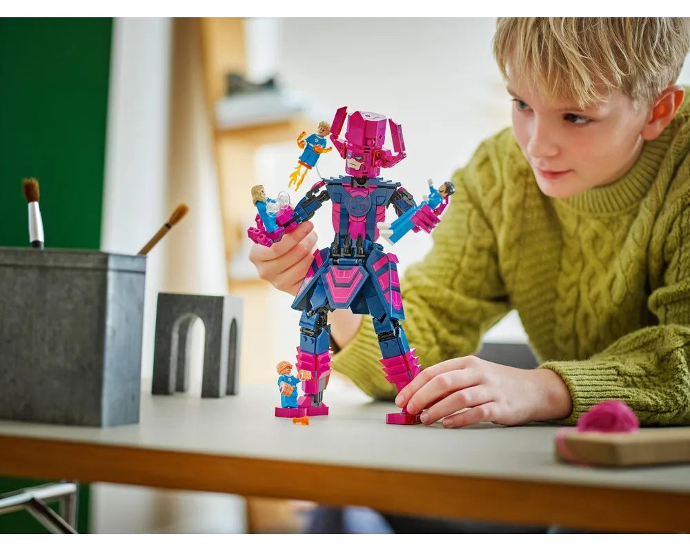 LEGO Friends 76316 - Fantastic Four vs. Galactus Construction Figure - Authentic LEGO Set Image 21