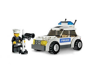=LEGO City 7236-2 - Police Car - Blue Sticker Version - Authentic LEGO Set Image 2