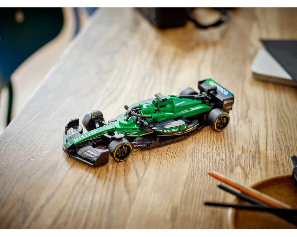 LEGO SPEED CHAMPIONS 77245 - Aston Martin Aramco F1 AMR24 - Authentic LEGO Set Image 4