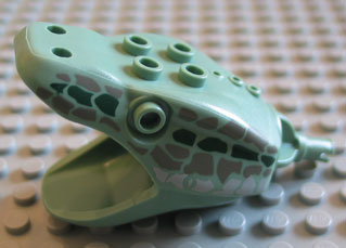 LEGO 43746pb01 Serpent Basilisk Head with Dark Gray, Dark Green, and Light Gray Scales Pattern - Main Product Image