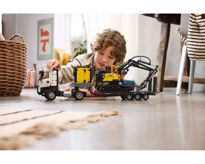 LEGO Technic 42175 - Volvo FMX Truck & EC230 Electric Excavator - Authentic LEGO Set Image 11