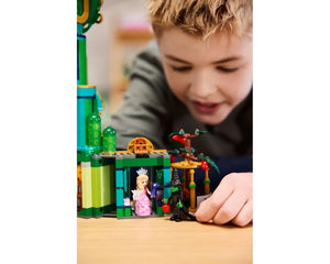LEGO Wicked 75684 - Welcome to Emerald City - Authentic LEGO Set Image 11