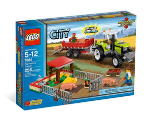 LEGO City 7684 - Pig Farm & Tractor - Authentic LEGO Set Main Image