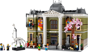 LEGO Creator 10326 - Natural History Museum - Authentic LEGO Set Image 8