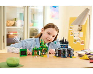LEGO Wicked 75689 - Emerald City & Kiamo Ko Castle - Authentic LEGO Set Image 4