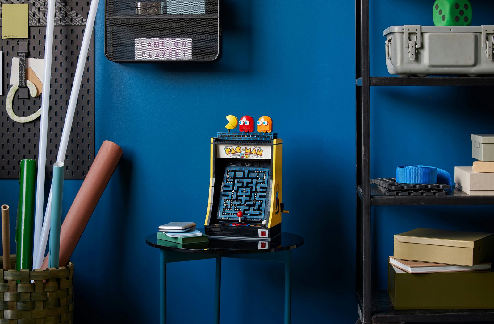 LEGO Creator 10323 - PAC-MAN Arcade - Authentic LEGO Set Image 9