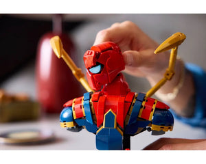 LEGO Super Heroes 76326 - Iron Spider-Man Bust - Authentic LEGO Set Image 5
