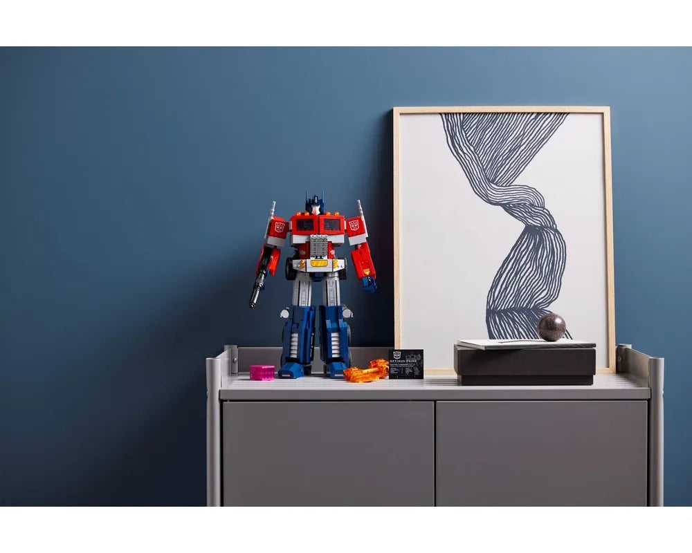 LEGO Creator 10302 - Optimus Prime - Authentic LEGO Set Image 12