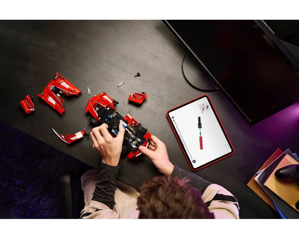 LEGO Technic 42212 - Ferrari FXX K - Authentic LEGO Set Image 2
