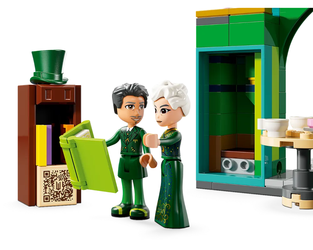 LEGO Wicked 75684 - Welcome to Emerald City - Authentic LEGO Set Image 5