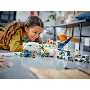 LEGO City 60367 - Passenger Airplane - Authentic LEGO Set Image 8