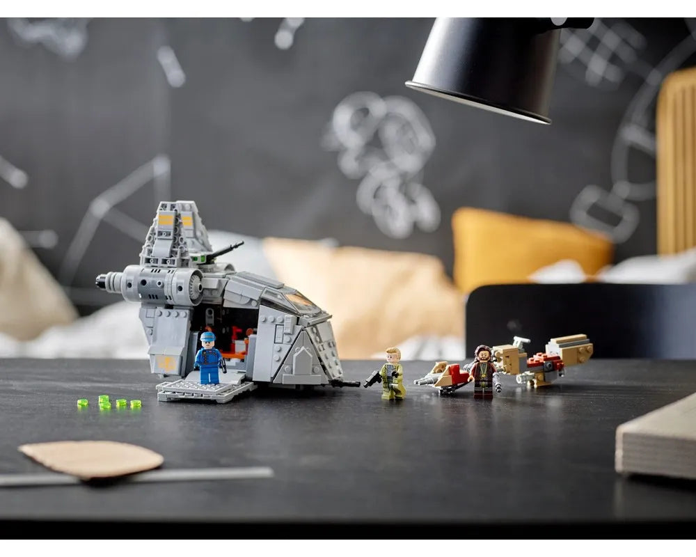 LEGO Star Wars 75338 - Ambush on Ferrix - Authentic LEGO Set Image 3