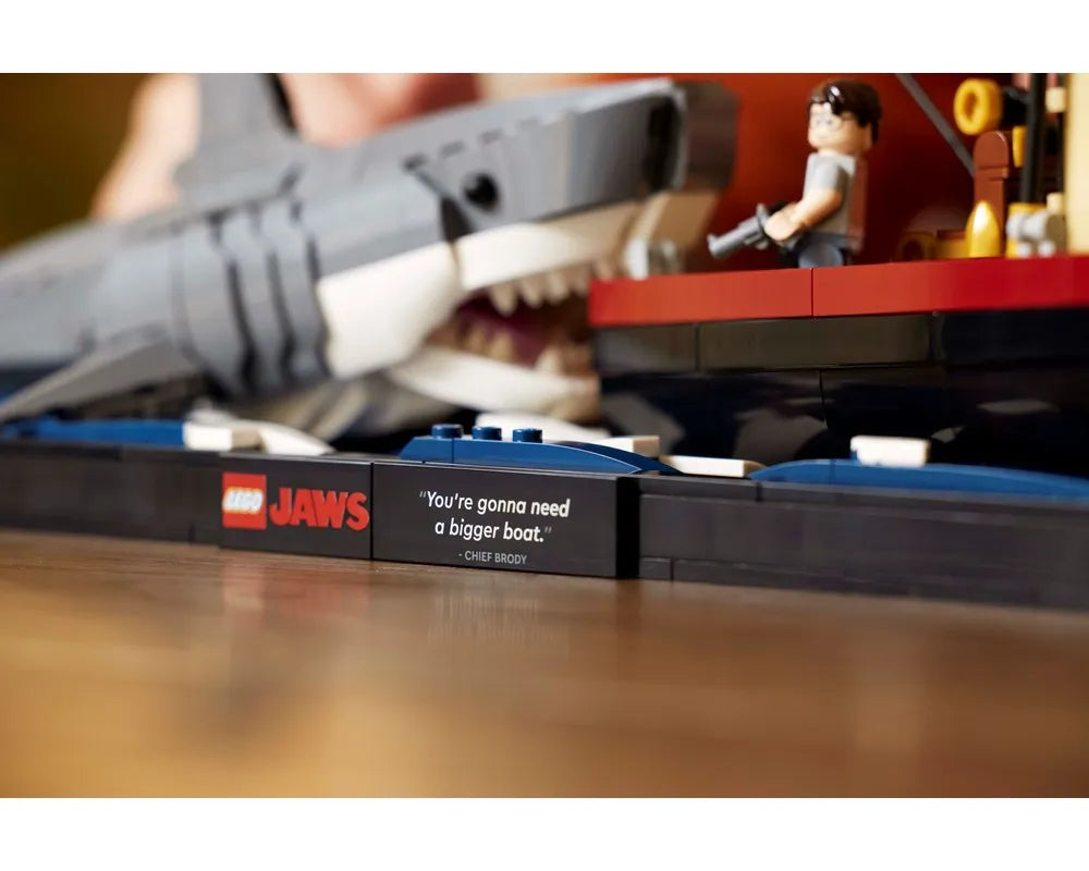 LEGO LEGO Ideas &#40;CUUSOO&#41; 21350 - Jaws - Authentic LEGO Set Image 13