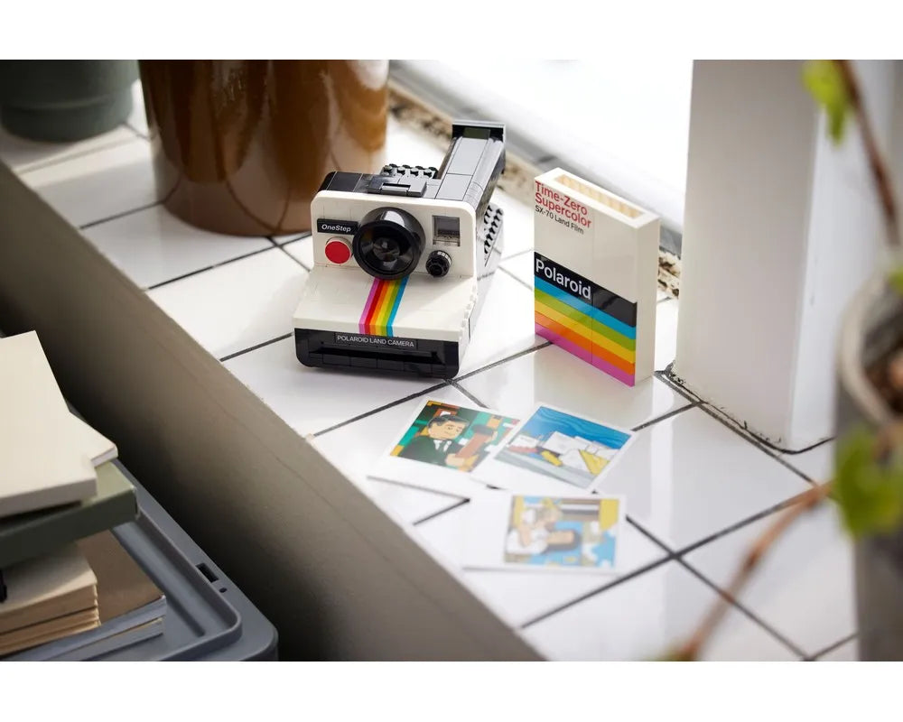 LEGO LEGO Ideas &#40;CUUSOO&#41; 21345 - Polaroid OneStep SX-70 Camera - Authentic LEGO Set Image 10
