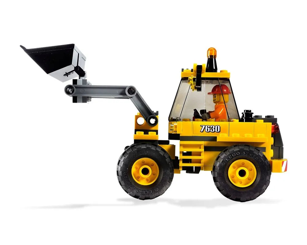 LEGO City 7630 - Front-End Loader - Authentic LEGO Set Image 2