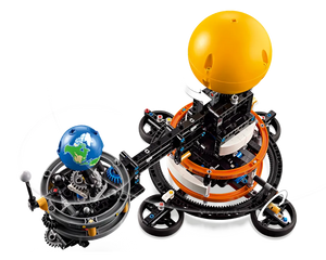LEGO Technic 42179 - Planet Earth and Moon in Orbit - Authentic LEGO Set Image 8