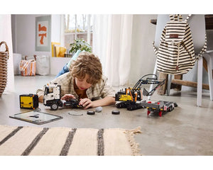 LEGO Technic 42175 - Volvo FMX Truck & EC230 Electric Excavator - Authentic LEGO Set Image 12