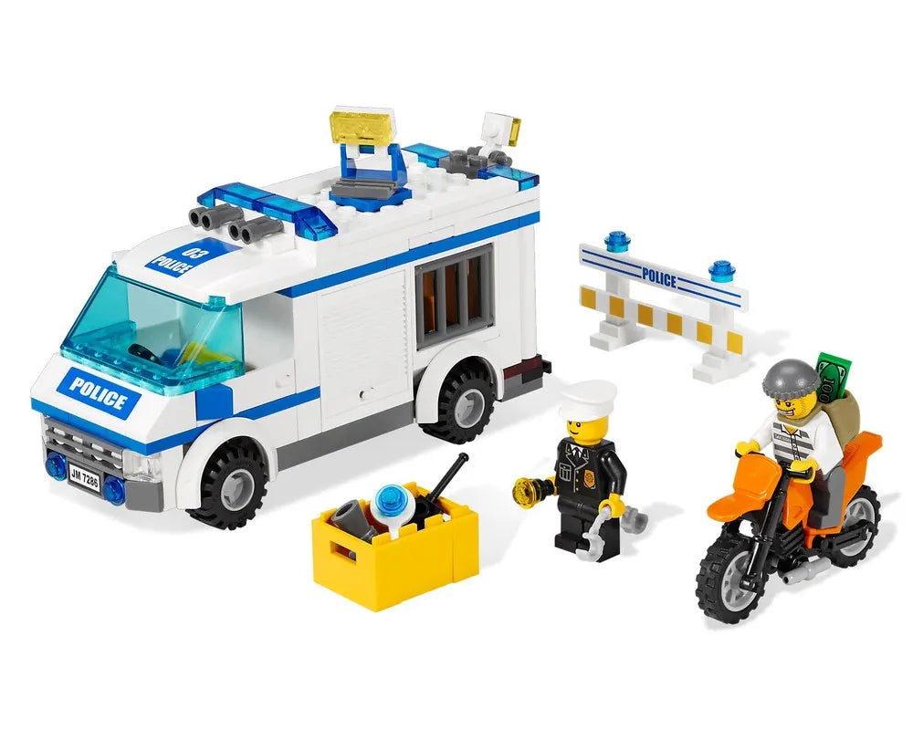 LEGO City 7286 - Prisoner Transport - Authentic LEGO Set Image 3