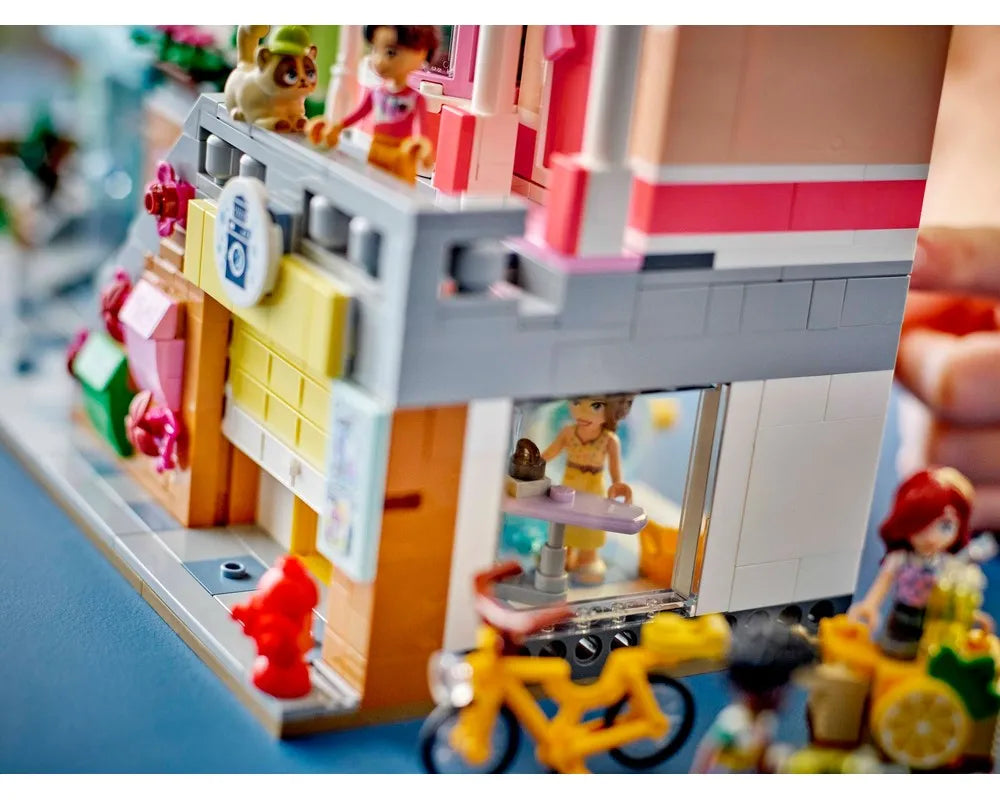 LEGO Friends 42670 - Heartlake City Apartments and Shops - Authentic LEGO Set Image 11