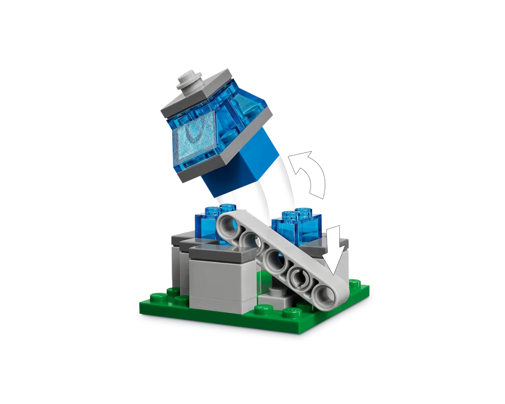 LEGO Minecraft 21273 - The Ghast Balloon Village Attack - Authentic LEGO Set Image 5