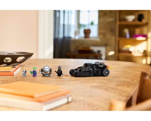 LEGO Super Heroes 76303 - Batman Tumbler vs. Two-Face & The Joker - Authentic LEGO Set Image 9