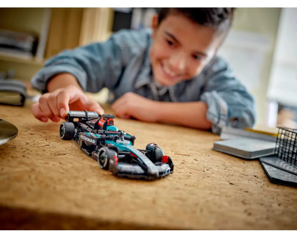 LEGO SPEED CHAMPIONS 77244 - Mercedes-AMG PETRONAS F1 Team W15 E Performance - Authentic LEGO Set Image 9