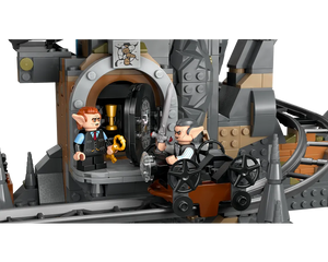LEGO Harry Potter 76417 - Gringotts Wizarding Bank - Collectors' Edition - Authentic LEGO Set Image 4