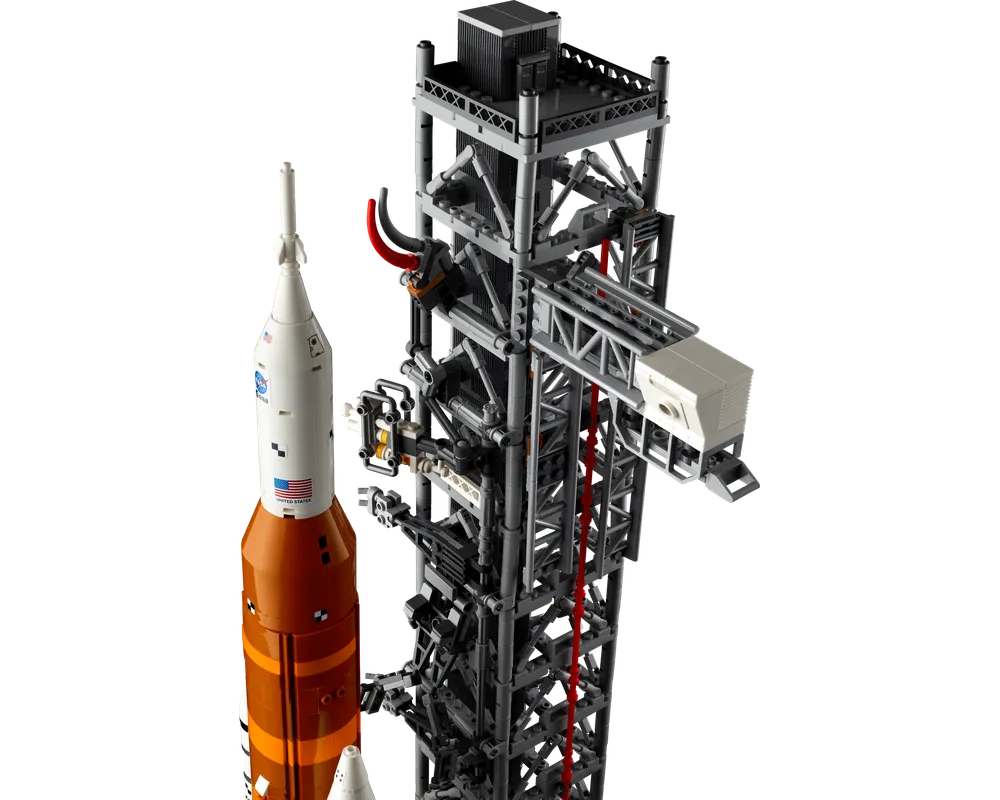LEGO Creator 10341 - NASA Artemis Space Launch System - Authentic LEGO Set Image 5
