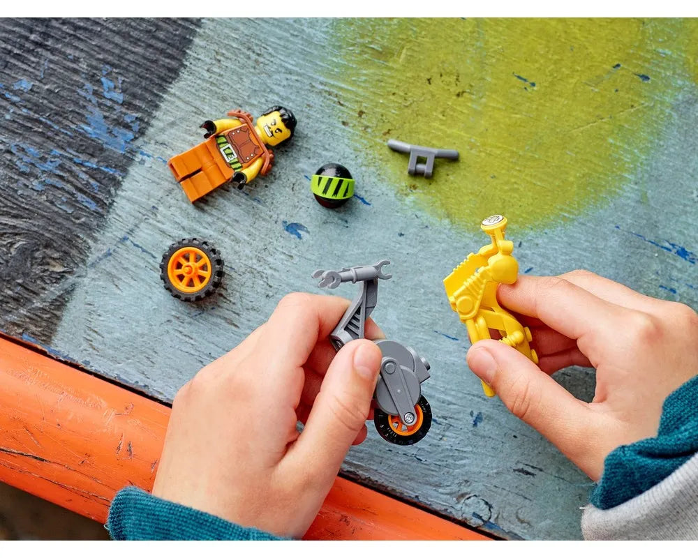LEGO City 60297 - Demolition Stunt Bike - Authentic LEGO Set Image 3