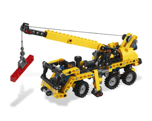 LEGO Technic 8067 - Mini Mobile Crane - Authentic LEGO Set Image 3