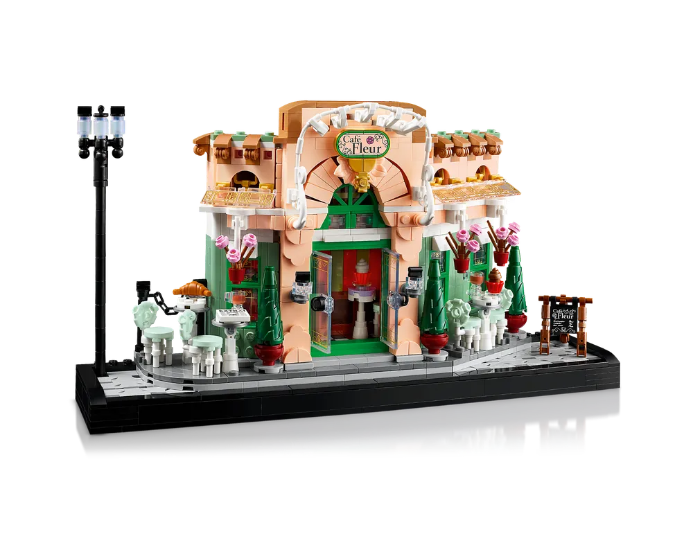 LEGO Creator 10362 - French Café {Cafe} - Authentic LEGO Set Image 4