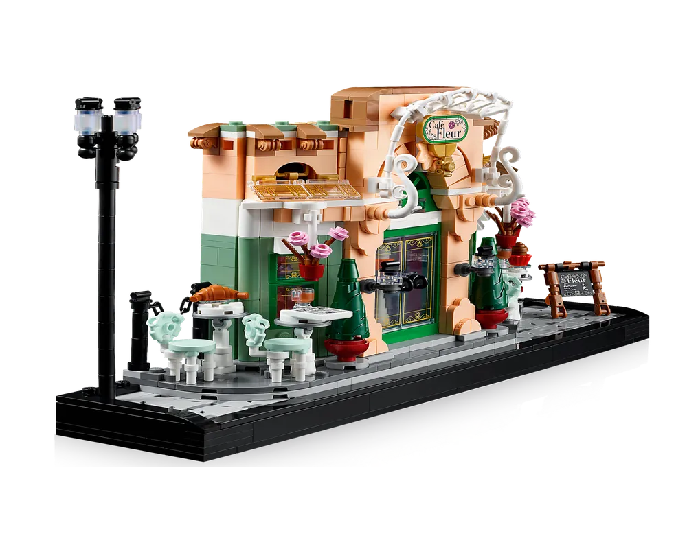 LEGO Creator 10362 - French Café {Cafe} - Authentic LEGO Set Image 5
