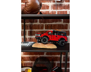 LEGO Technic 42213 - Ford Bronco SUV - Authentic LEGO Set Image 11