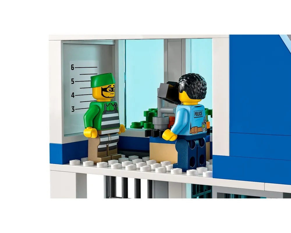 LEGO City 60316 - Police Station - Authentic LEGO Set Image 10