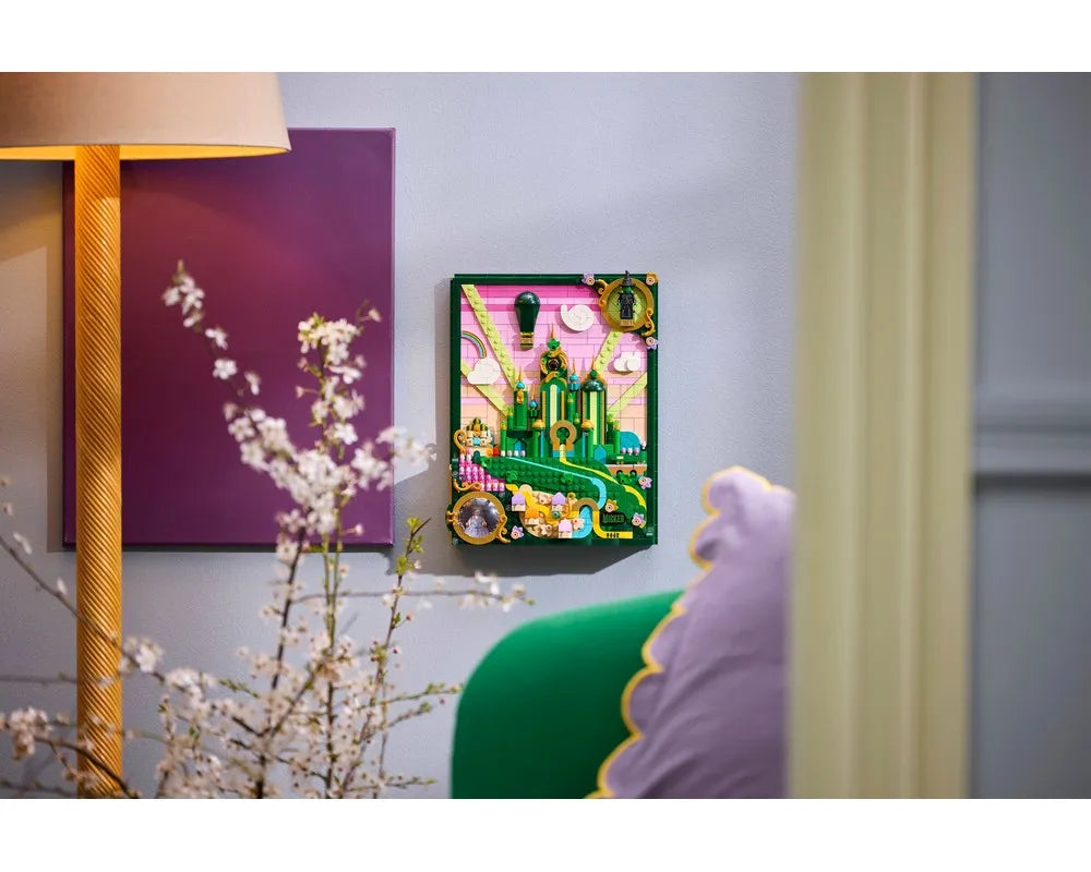 LEGO Wednesday 75685 - Emerald City Wall Art - Authentic LEGO Set Image 7