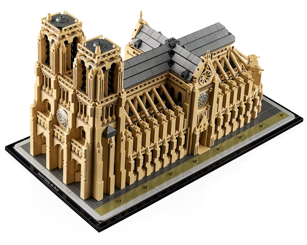 LEGO Architecture 21061 - Notre-Dame de Paris - Authentic LEGO Set Image 5
