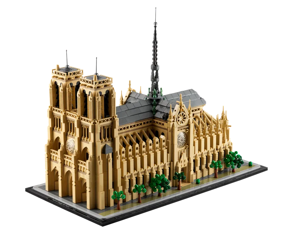 LEGO Architecture 21061 - Notre-Dame de Paris - Authentic LEGO Set Image 2