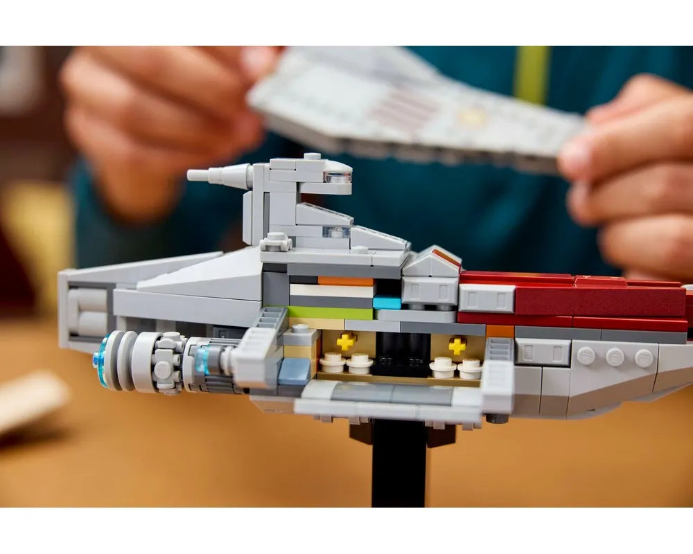 LEGO Star Wars 75404 - Acclamator-Class Assault Ship - Authentic LEGO Set Image 11