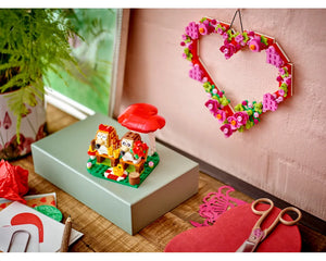 =LEGO Holiday & Event 40711 - Hedgehog Picnic Date - Authentic LEGO Set Image 2