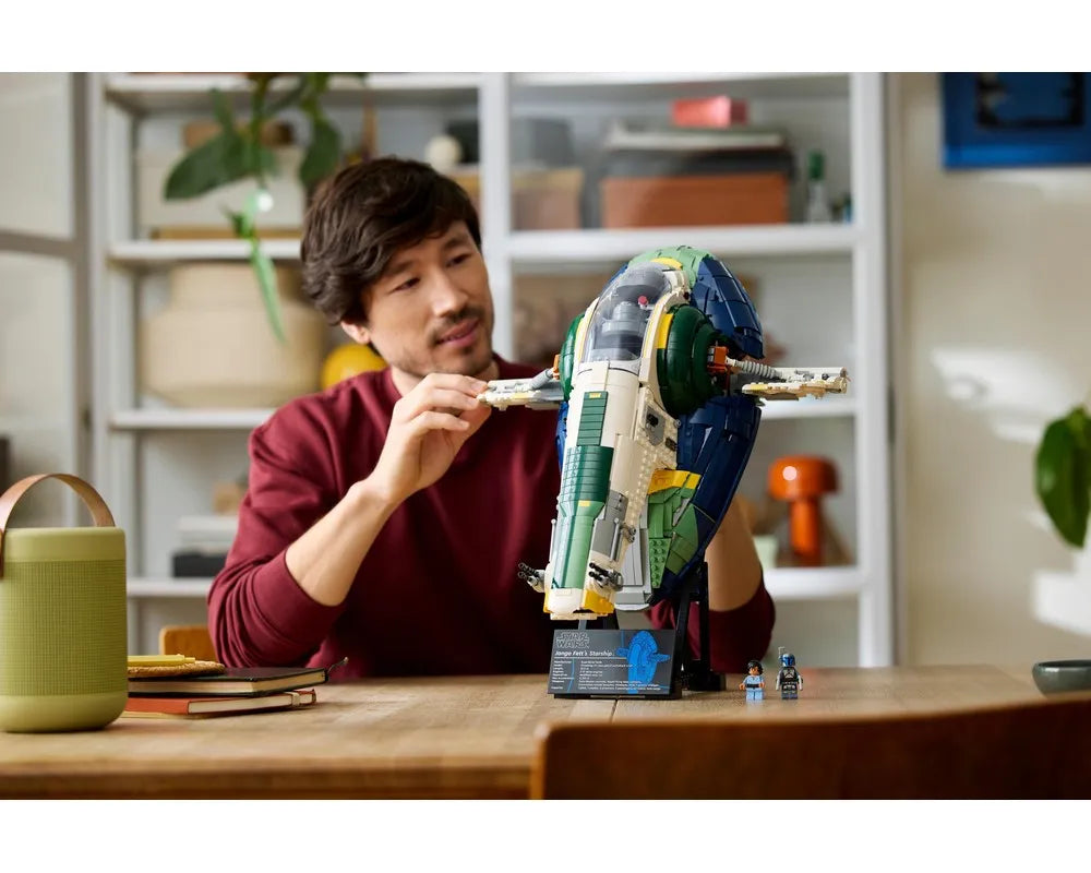 LEGO Star Wars 75409 - Jango Fett's Firespray-Class Starship - UCS - Authentic LEGO Set Image 9