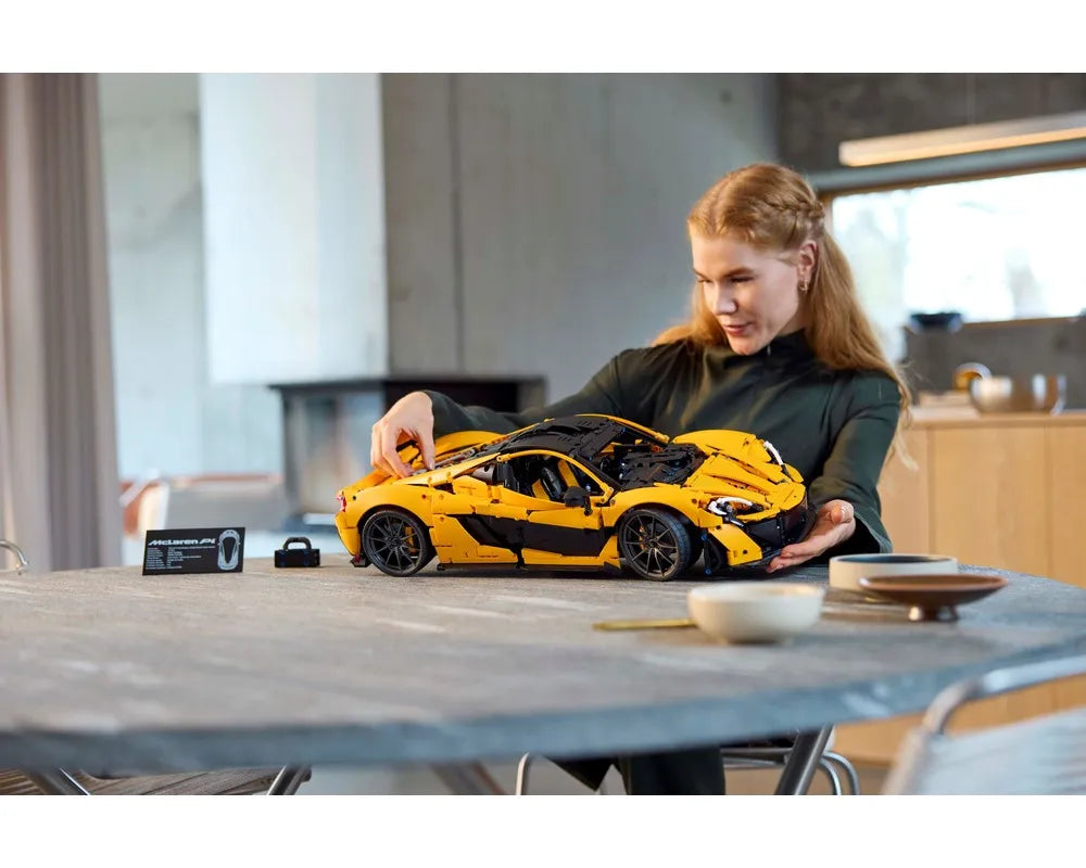 LEGO Technic 42172 - McLaren P1 - Authentic LEGO Set Image 8