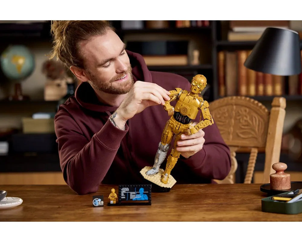 LEGO Star Wars 75398 - C-3PO - Authentic LEGO Set Image 8