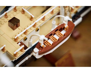LEGO Creator 10335 - The Endurance - Authentic LEGO Set Image 17