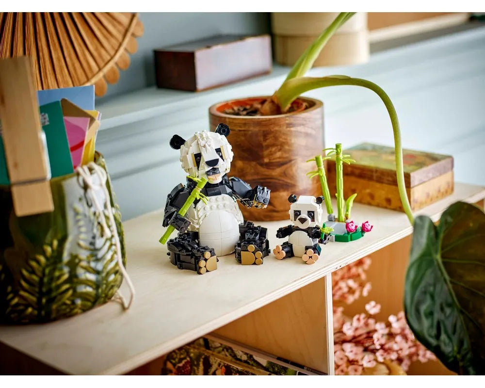 LEGO Creator 31165 - Panda Family - Authentic LEGO Set Image 8