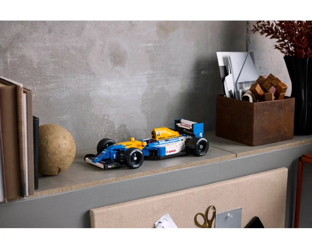 LEGO Creator 10353 - Williams Racing FW14B & Nigel Mansell - Authentic LEGO Set Image 3