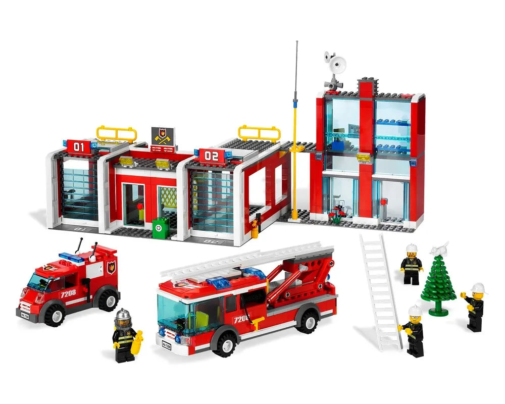 LEGO City 7208 - Fire Station - Authentic LEGO Set Image 2