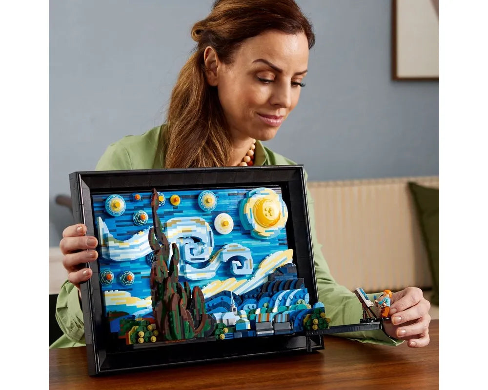 LEGO LEGO Ideas &#40;CUUSOO&#41; 21333 - The Starry Night (Vincent van Gogh) - Authentic LEGO Set Image 9